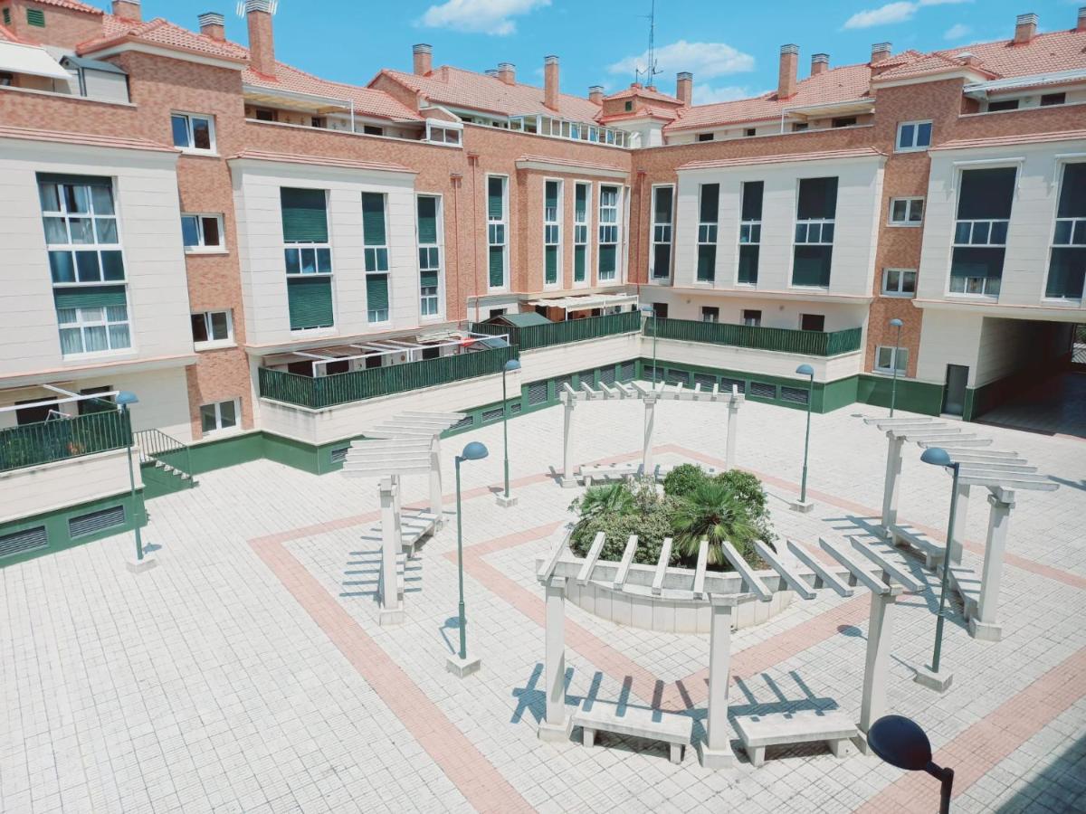 Apartament Apartamento Para 5 Personas Con Garaje A 10 Minutos De Valladolid Zewnętrze zdjęcie